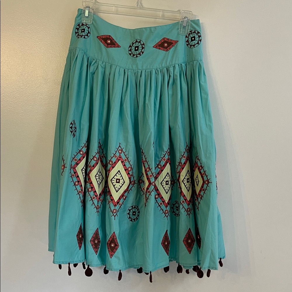 Vintage bohemian embroidered midi skirt
